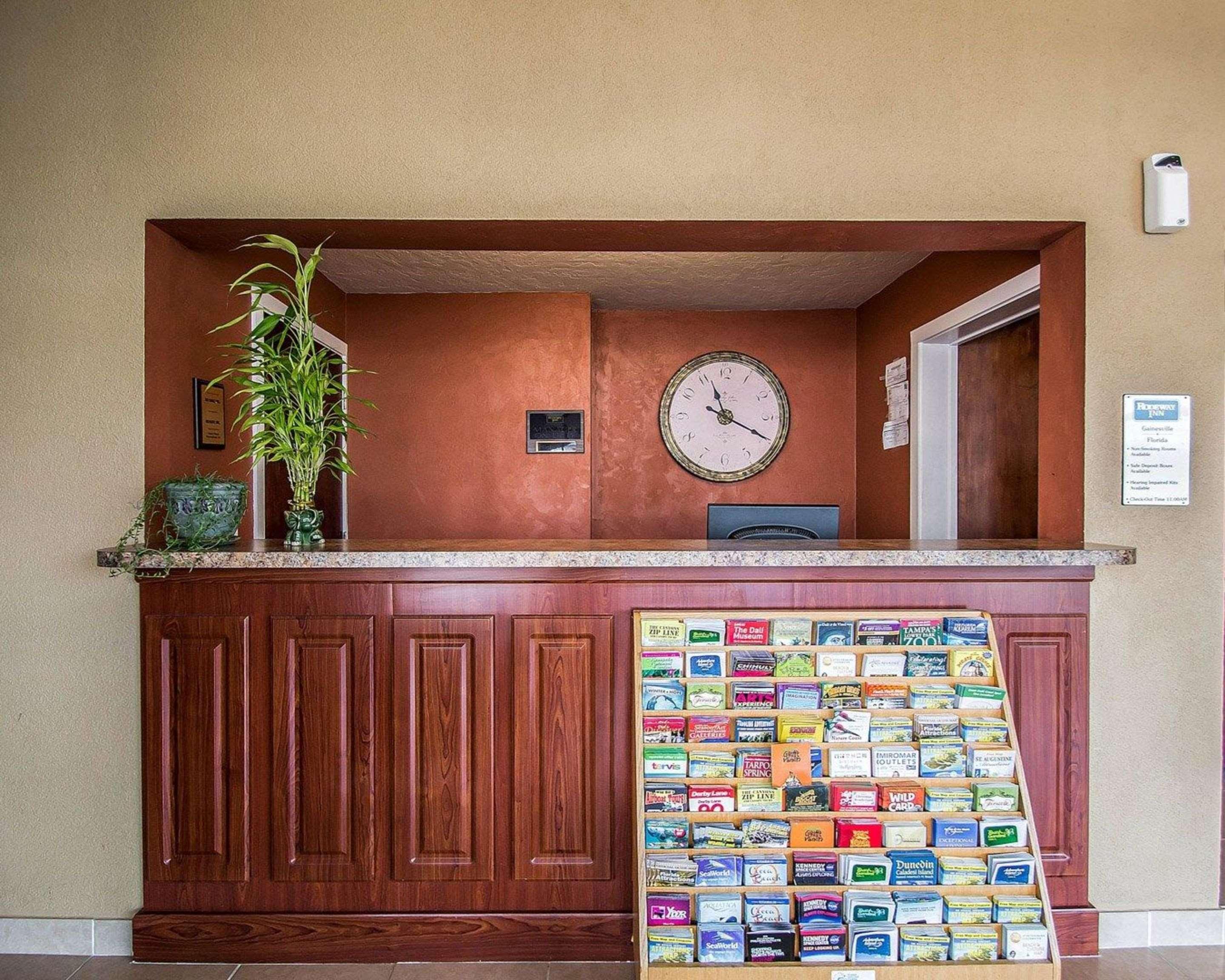 Rodeway - Area Inn Gainesville